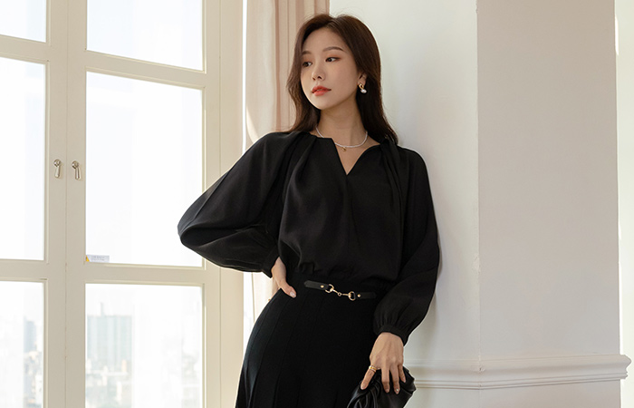 Romantic Shirring Point Volume Sleeves Blouse