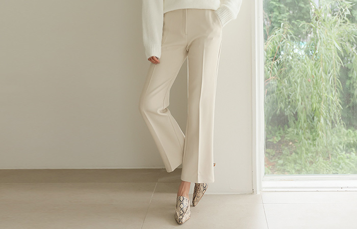 Semi- Boot-Cut Thick Daily Cropped Slacks