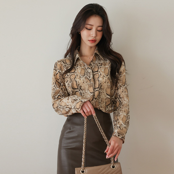 Python Pattern Shirt Collar Single Blouse