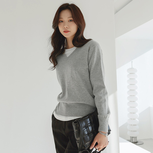 Daily Wool Cashmere VNeck Knit