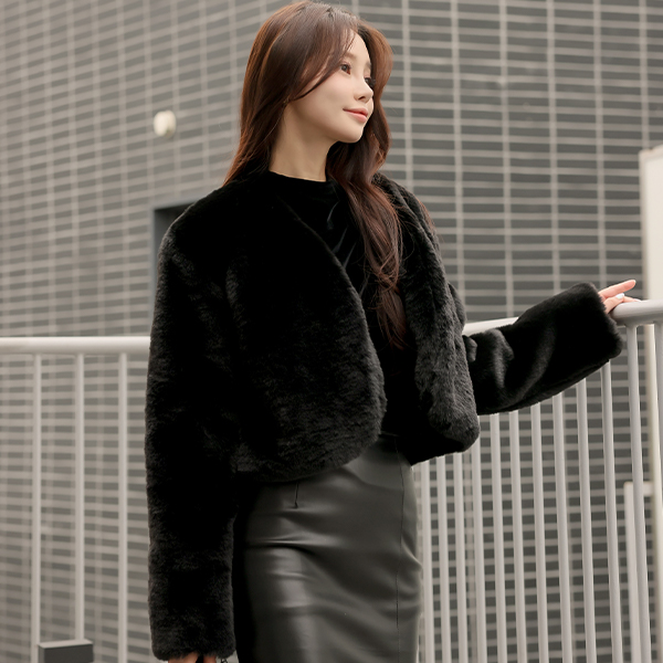 Simple Round Eco Mink Fur Crop Jacket