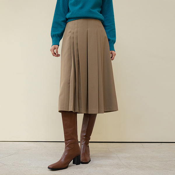 Pleats Wrinkles Point Back Banding London Skirt