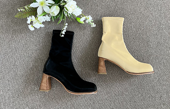 Chic Vintage Wood Heel Ankle Boots