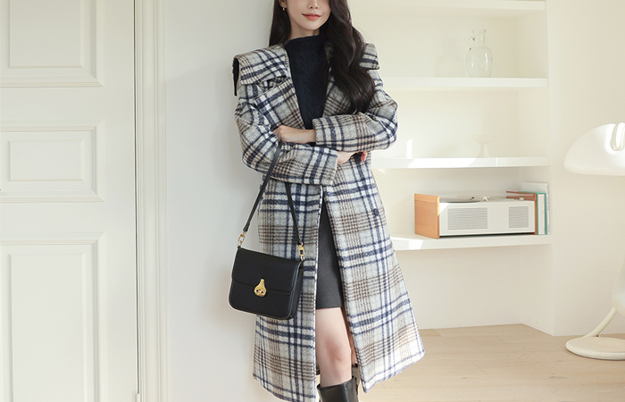 Wide Sailor Collar Check Belted Wool Coat