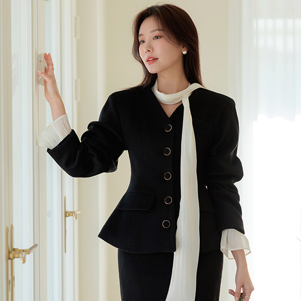  Volume Sleeves Cozy Wool Slim Line Jacket