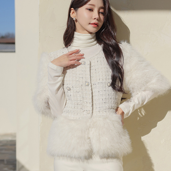 ECO-Fur Color Combination Pearl Button Tweed Jacket