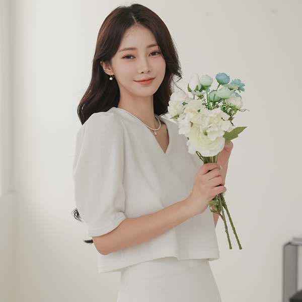 fluffy Fleece Puff Sleeves Crop T-shirt