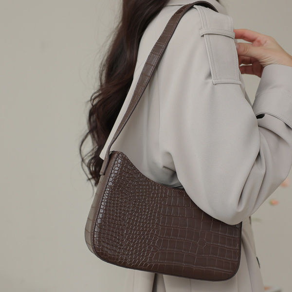 Modern Square Croaker Shoulder Bag