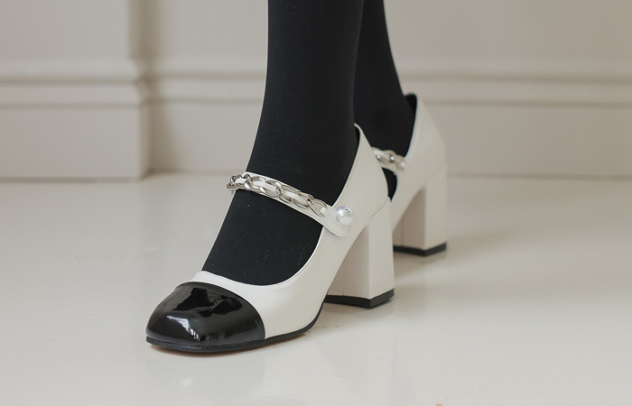 Chain Strap Two Tone Color Combination Mary-Jane Pumps Heels