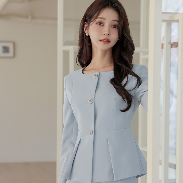 ODE Square Neck Pleats Peplum Jacket