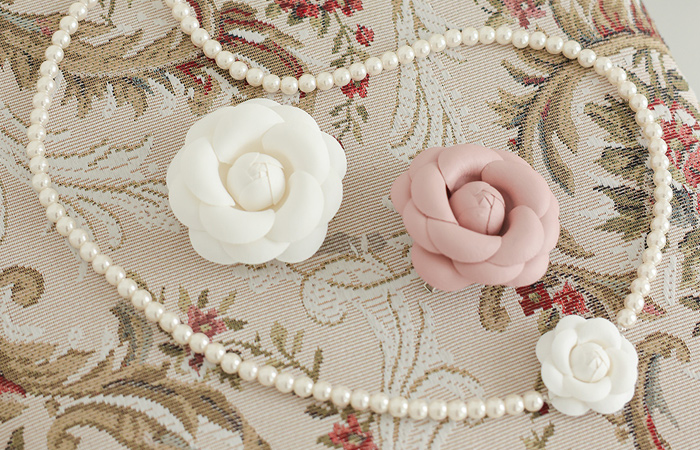 Camelia Flower Pearl Belt