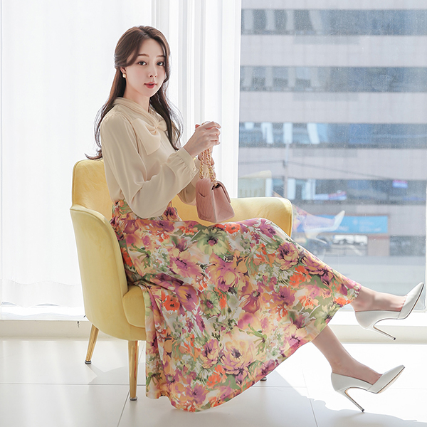 Touch Flower Back Banding Long Skirt