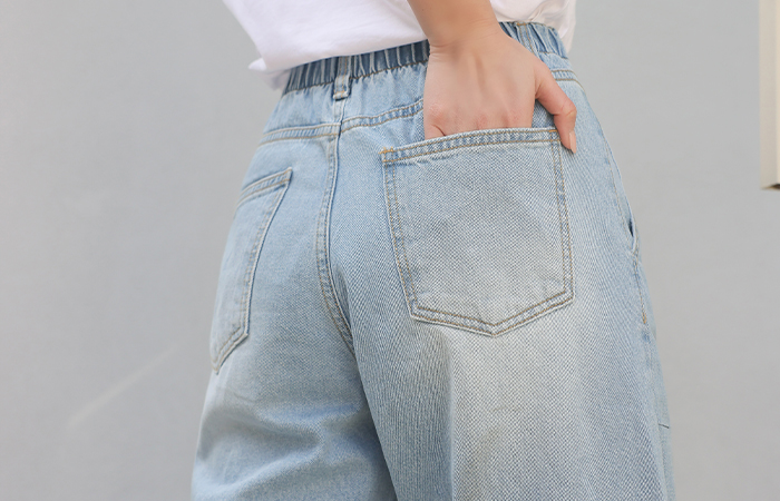 Pintuck The Back Banding Wide Denim Pants