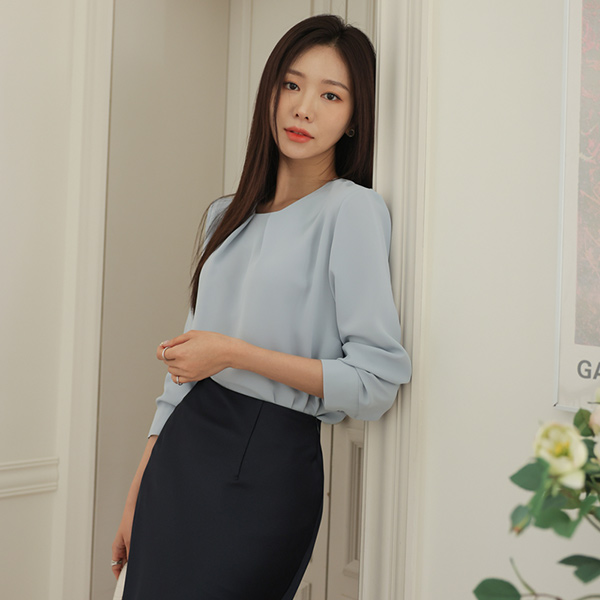 [O:neul] Like a soft skin Soft, Creamy 게더 Shirring Blouse