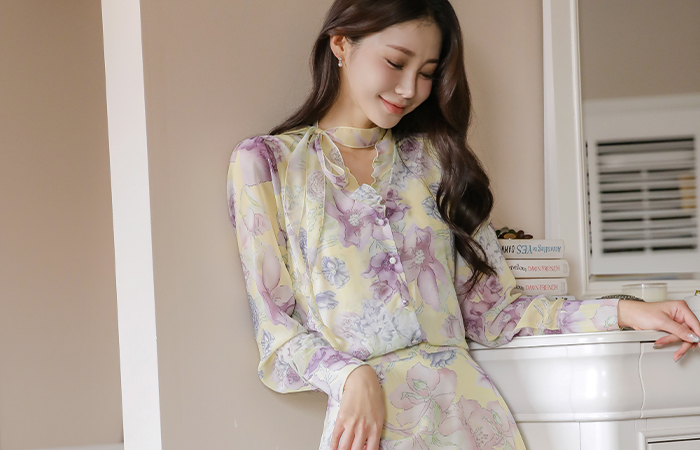 Blossom Chiffon Wave Ribbon Blouse