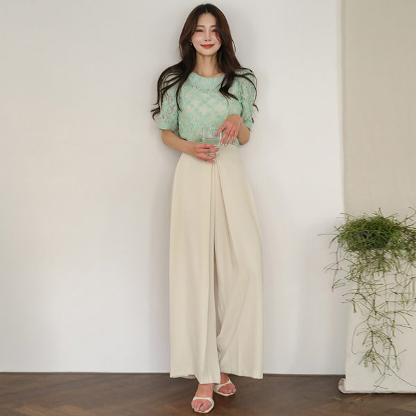 Dressy Pintuck Pleats Wide Slacks