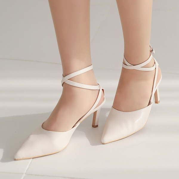 주드 Double Strap Stiletto Heels