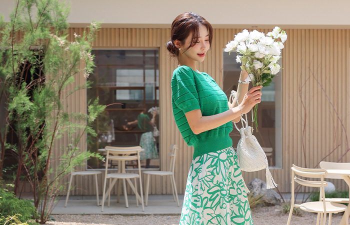 Diamond Punching Puff Short-sleeve Knit