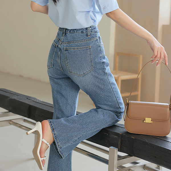 Cover Line Boot-Cut Denim Pants