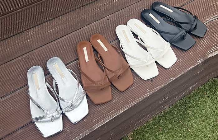 Daily Simple Flip Flop Slippers