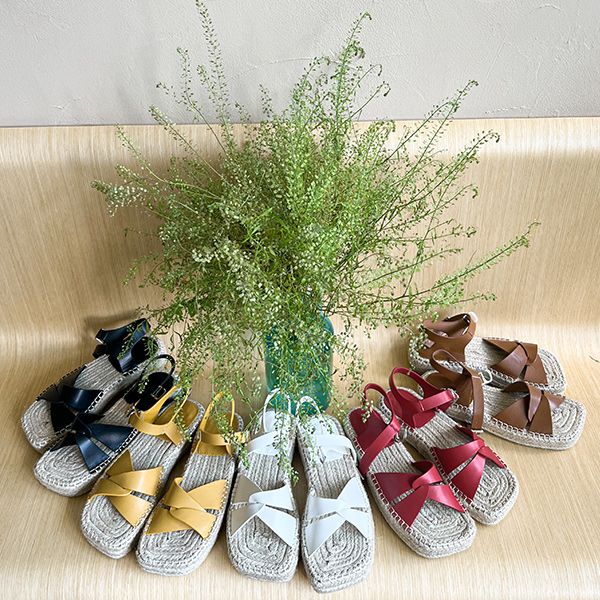 Point Color Cross Platform shoes Sandals