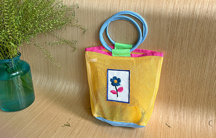 Flower Embroidery Mesh Tote bag