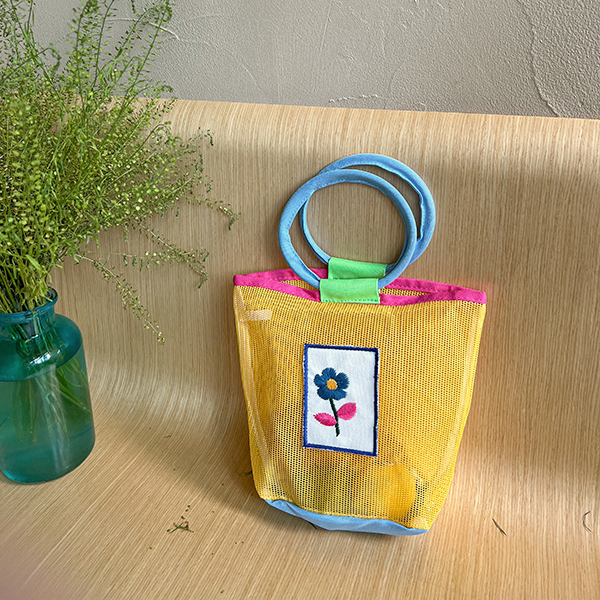 Flower Embroidery Mesh Tote bag