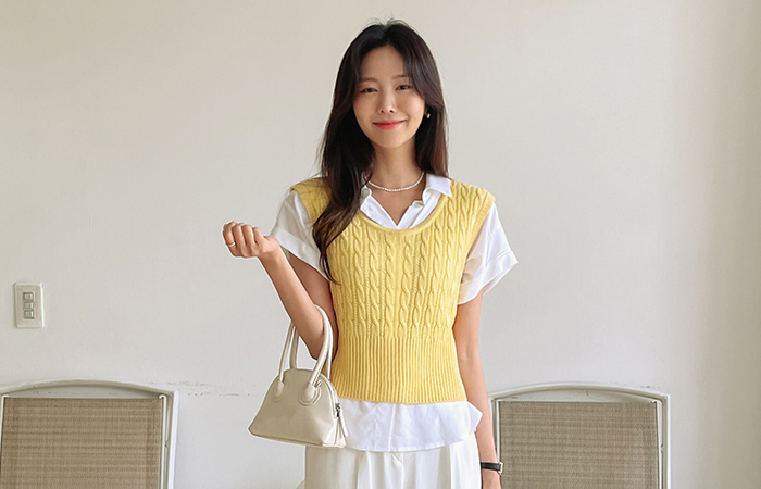 Point Color Cable Woven Knit Vest