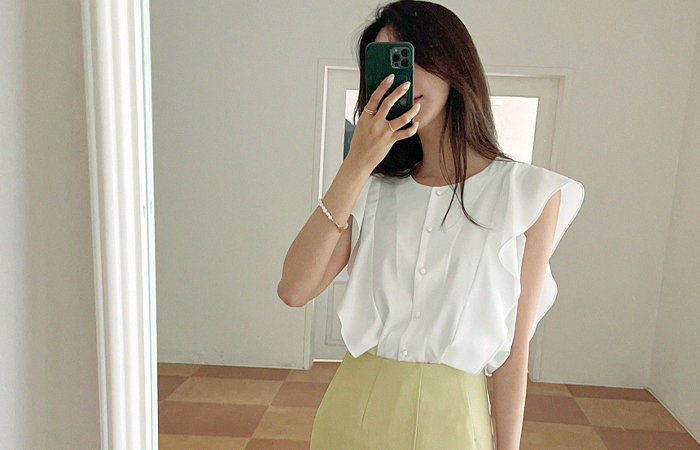 쟈스민 Ruffle Sleeves Blouse