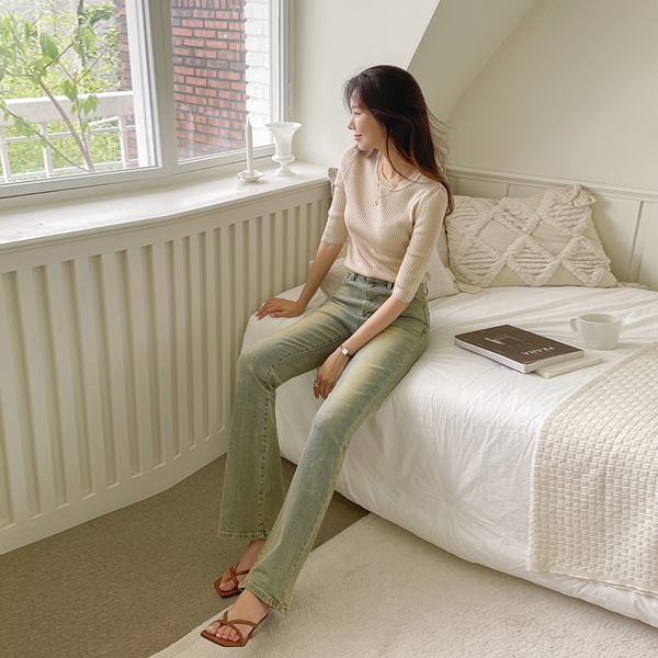 Vintage Washing Mood Slim Boot-Cut Denim Pants