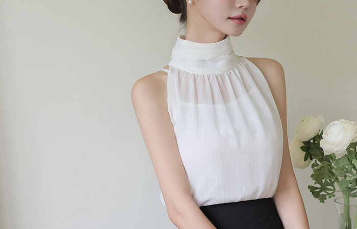 Silver Lining See-through Holter Sleeveless shirts Blouse