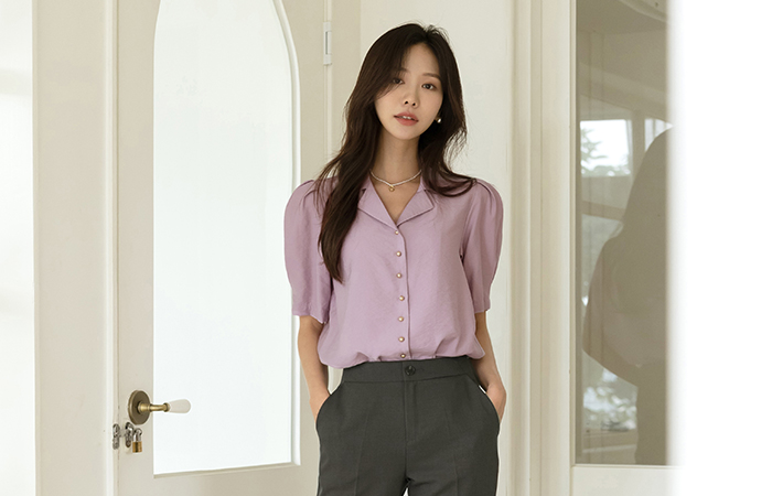 메이비 Double Collar Gold Button Blouse