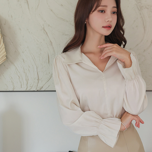 Satin Open Collar Bell Sleeves Blouse