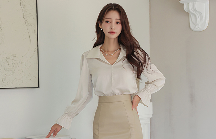 Satin Open Collar Bell Sleeves Blouse