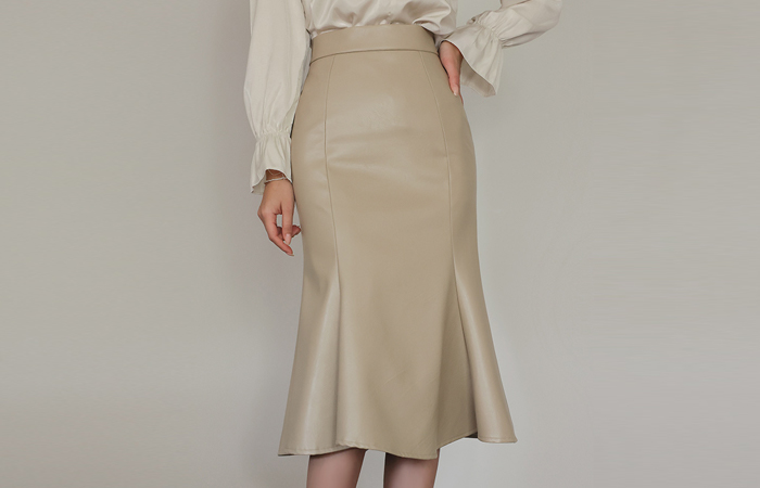 Eco Leather High-Waist Cutting Mermaid Skirt