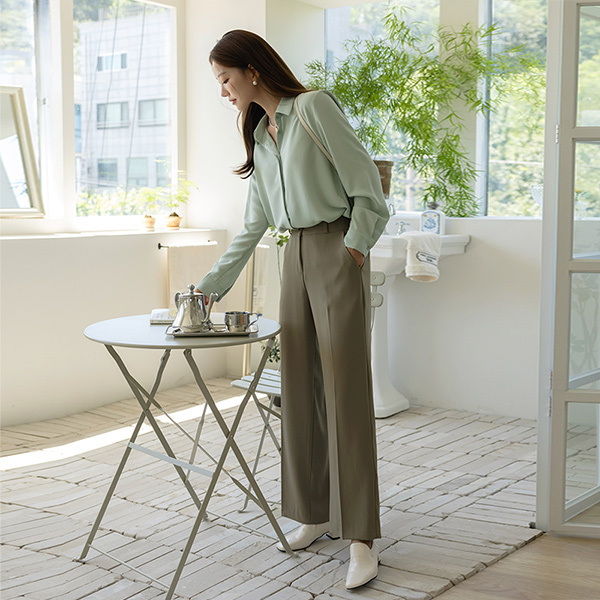 Soft Slim Cover wide fit Back Banding Slacks