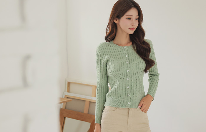 패리스 Raund neck Cable Knit Cardigan