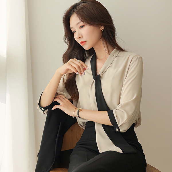 Official Coloring Tie Chic Blouse