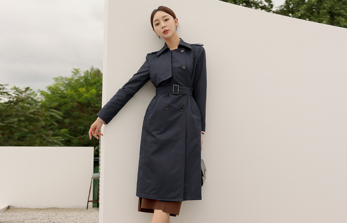  Classic Gabardine Trench Coat