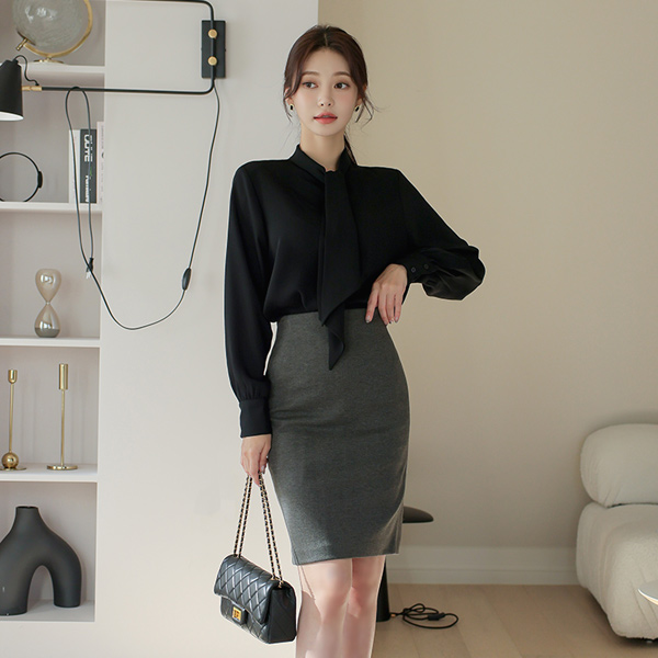 Anna Wool H-line Skirt