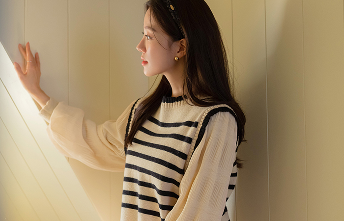 Wrinkle Volume Sleeves layered Style Knit