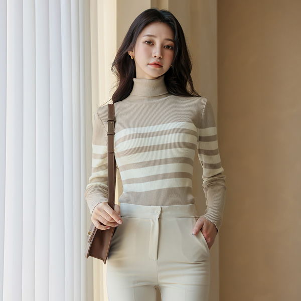 Color Combination Stripe Corduroy Turtleneck Knit T-shirt