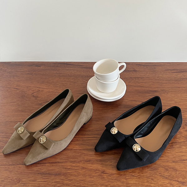 Gold Button Suede Flat shoes