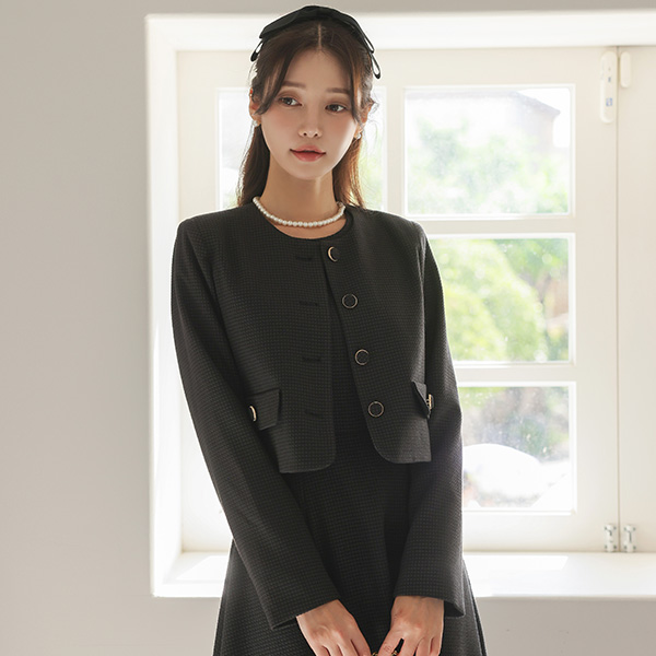 Raund neck Gold-Ring Tweed Jacket