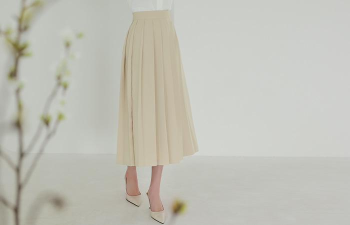 ODE Pleats Long Skirt