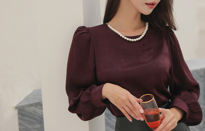 Satin Suede Pearl Necklace Blouse Ⅱ