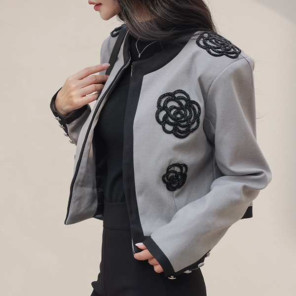 Black Beads Flower Raund neck Jacket