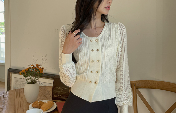 Romantic Lace Point Double Button Knit