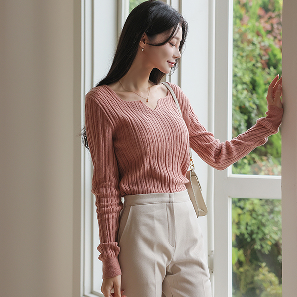 Square v Center Front Vent Wool Cashmere multi Corduroy Knit T-shirt