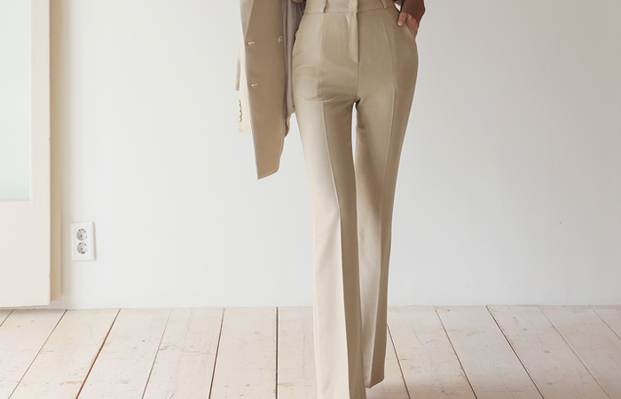 Roy High-Waist Slim Semi- Boot-Cut Slacks